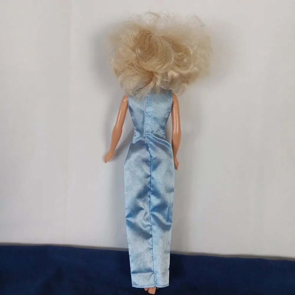 Barbie Twist and Turn Blonde Blue Eyes Earrings Formal Gown Vintage Non Bending